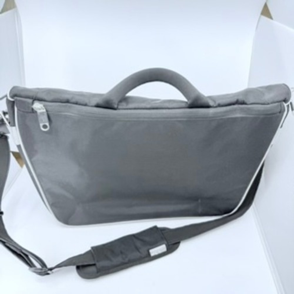 Pacsafe Meshsafe M200 Anti-Theft‎ Messenger Bag Gray Laptop Briefcase eXomesh - Picture 2 of 15
